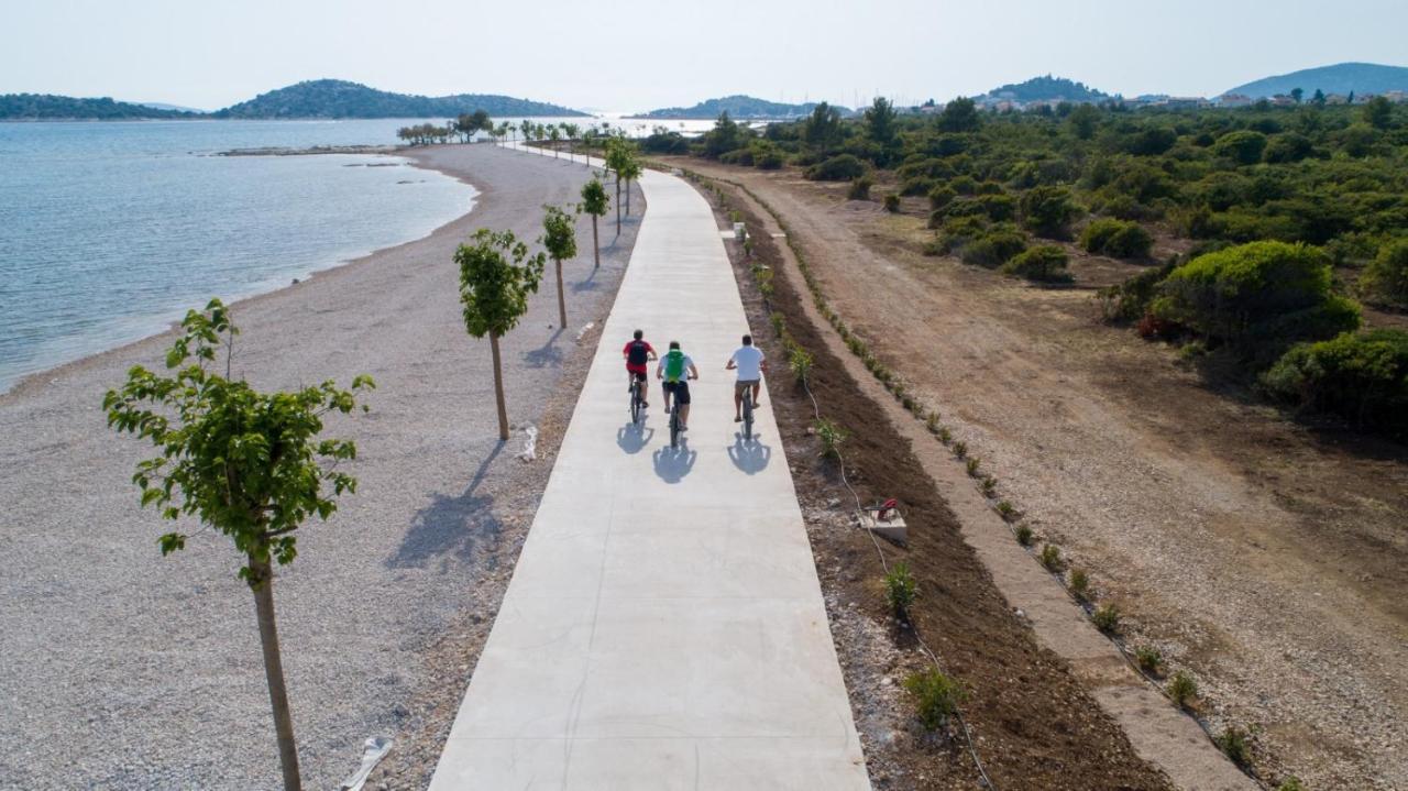 Apartmani Rahela Vodice Exterior foto